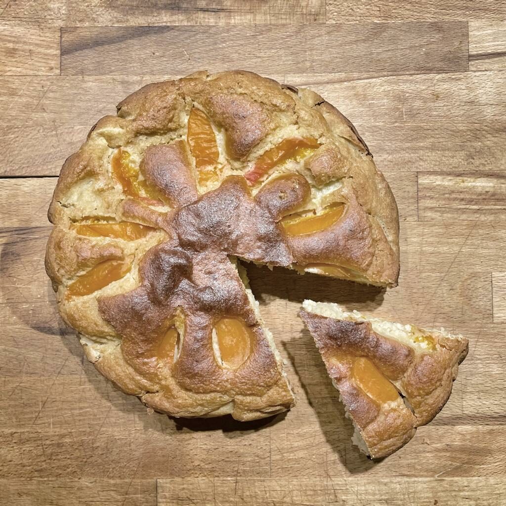 torta morbida di pesche e albicocche