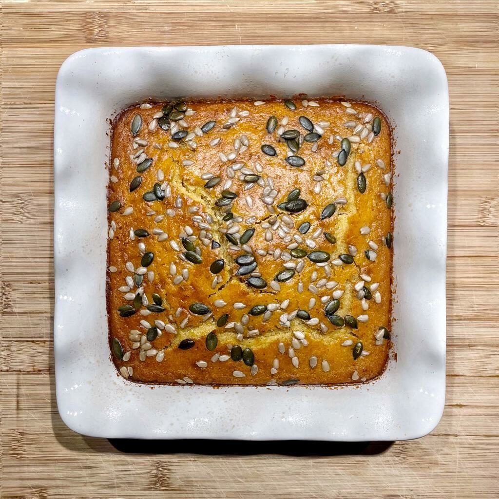 torta morbida con marmellata nell' impasto