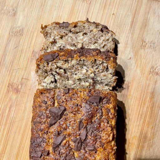 plumcake integrale ai fiocchi di avena con nocciole e cioccolato_vegan