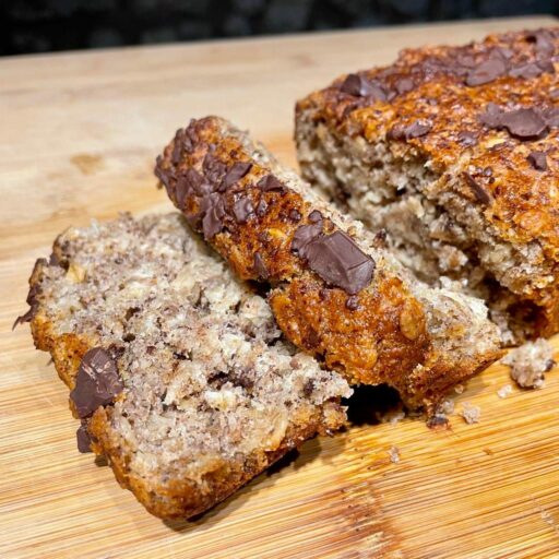 plumcake integrale ai fiocchi di avena con nocciole e cioccolato_vegan