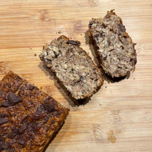 plumcake integrale ai fiocchi di avena con nocciole e cioccolato_vegan